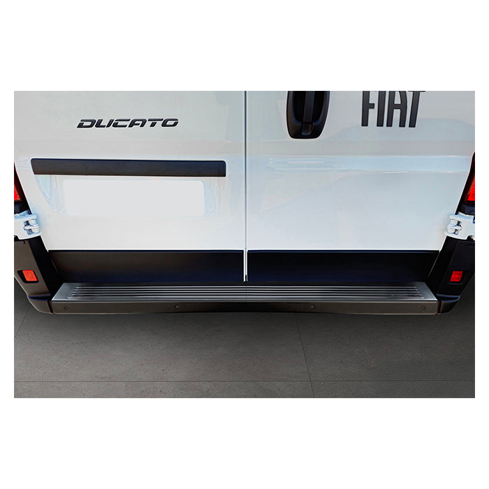 Læssekantbeskytter Ducato,Movano,Proace Max 2023- Sort avisa