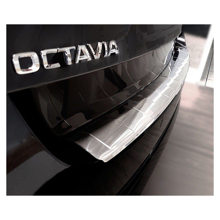 Læssekantbeskytter Skoda Octavia IV Combi 2019- Stål avisa