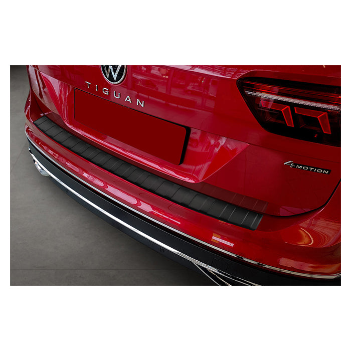 Læssekantbeskytter VW Tiguan II 2015-2024 Matsort avisa