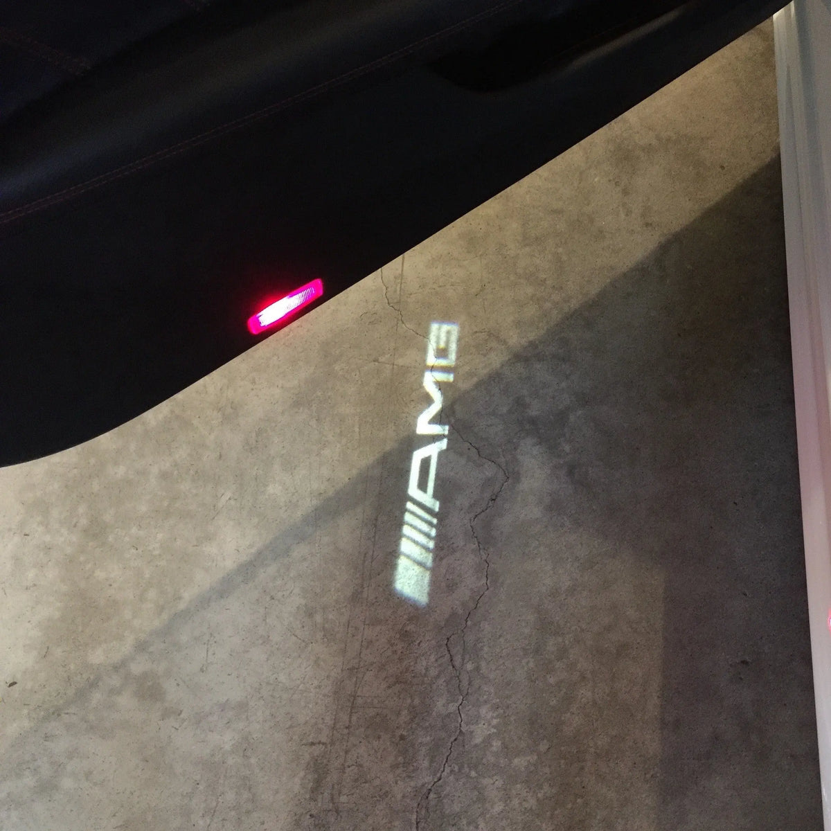 Mercedes &